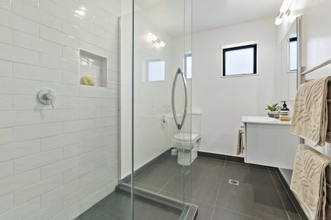 Photo of property in 18/104 Maupuia Road, Maupuia, Wellington, 6022