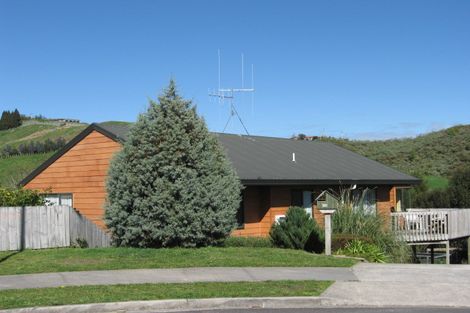 Photo of property in 120 Meander Drive, Welcome Bay, Tauranga, 3112