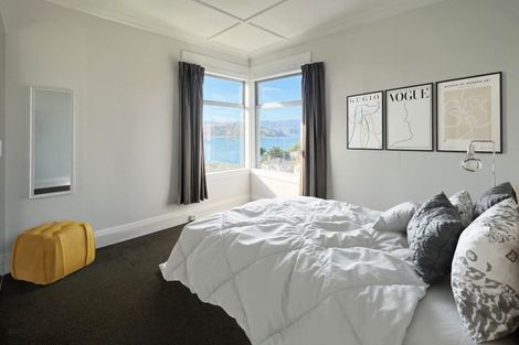 Photo of property in 24 Hungerford Road, Lyall Bay, Wellington, 6022