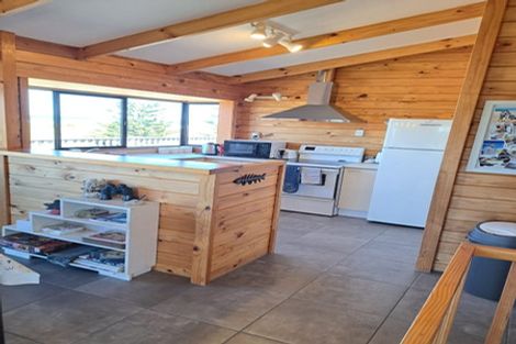 Photo of property in 75 Blue Pacific Parade, Riversdale Beach, Masterton, 5872