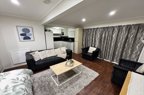 Photo of property in 1/38 Beulah Avenue, Rothesay Bay, Auckland, 0630