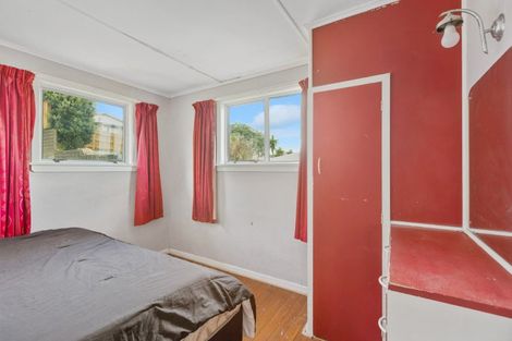 Photo of property in 9 Mount View Place, Spotswood, New Plymouth, 4310