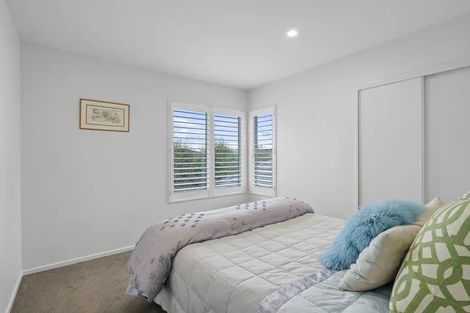 Photo of property in 132 Lake Terrace Road, Burwood, Christchurch, 8061