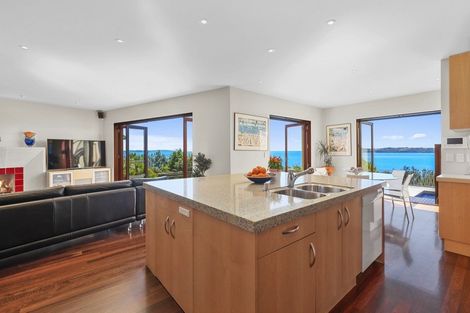 Photo of property in 7 Duncansby Road, Stanmore Bay, Whangaparaoa, 0932