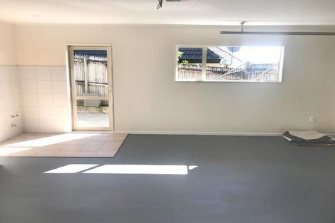 Photo of property in 1/12 Libnai Avenue, Clover Park, Auckland, 2019