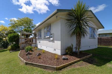 Photo of property in 2 Garnet Place, Pukehangi, Rotorua, 3015
