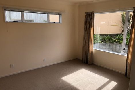 Photo of property in 9 The Topdeck, Whitby, Porirua, 5024