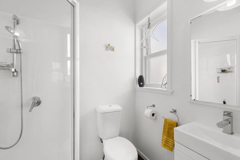 Photo of property in 9 Henui Street, Strandon, New Plymouth, 4312