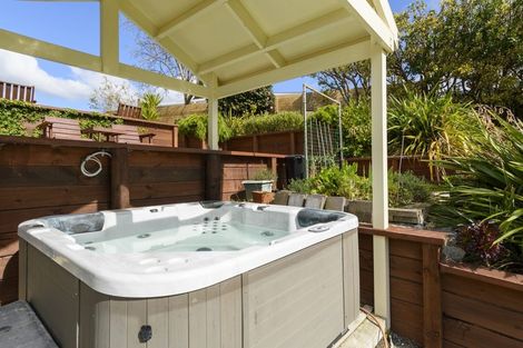 Photo of property in 81 Forrester Drive, Welcome Bay, Tauranga, 3112