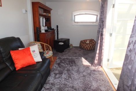 Photo of property in 51 Nash Parade, Foxton Beach, Foxton, 4815