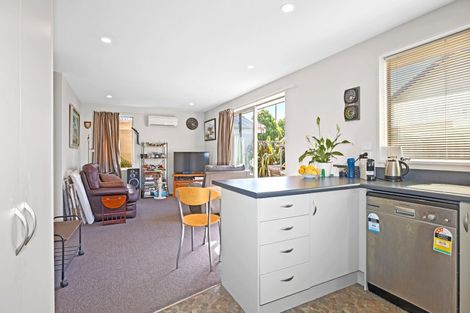 Photo of property in 1/160 Breezes Road, Aranui, Christchurch, 8061