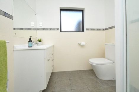 Photo of property in 7 Mandalay Place, Waiuku, 2123