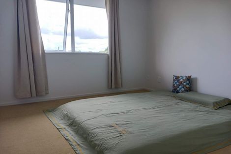 Photo of property in 73d Oraha Road, Kumeu, 0892