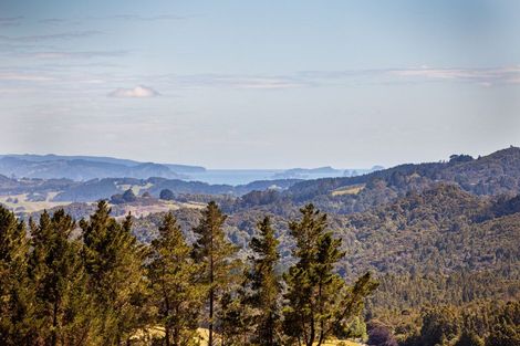 Photo of property in 50f Paul Road, Whenuakite, Whitianga, 3591