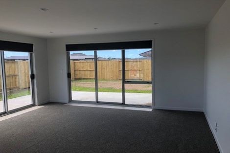 Photo of property in 8 Dunkeld Drive, Papamoa, 3118