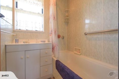 Photo of property in 15 Westmoreland Place, Cromwell, 9310