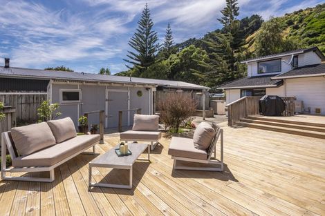 Photo of property in 222 Main Road South, Raumati South, Paraparaumu, 5032