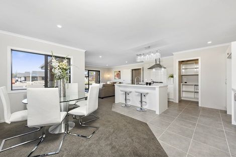 Photo of property in 12 Chalgrove Road, Huntington, Hamilton, 3210