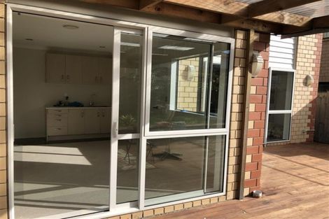 Photo of property in 48 Helianthus Avenue, Flat Bush, Auckland, 2019