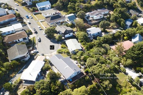Photo of property in 13 Twomey Grove, Houghton Bay, Wellington, 6023