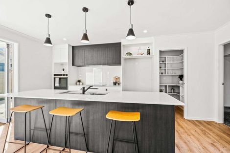 Photo of property in 27 Te Piriti Road, One Tree Point, 0118