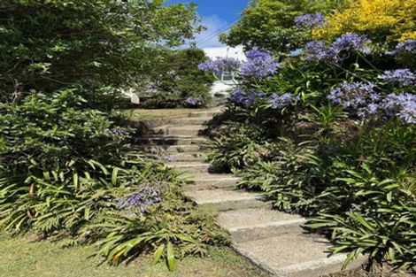 Photo of property in 21 Fraser Avenue, Johnsonville, Wellington, 6037