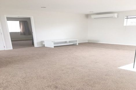 Photo of property in 33 Fennell Crescent, Silverdale, 0932