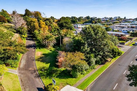 Photo of property in 56 Poplar Grove, Whalers Gate, New Plymouth, 4310