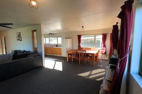 Photo of property in 28 Tuiti Street, Waitara, 4320