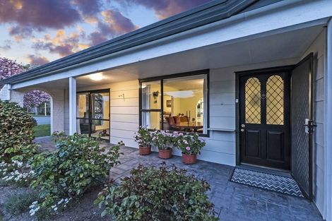 Photo of property in 74 Sabys Road, Halswell, Christchurch, 8025