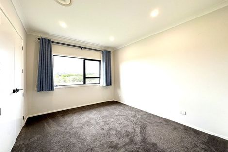 Photo of property in 23 Gemscott Crescent, Huapai, Kumeu, 0810