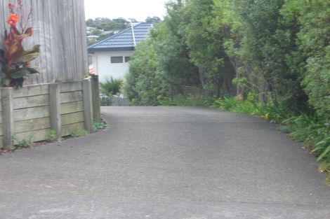 Photo of property in 16 Chedworth Drive, Glenfield, Auckland, 0629