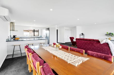 Photo of property in 36 Varsity Heights, Fitzherbert, Palmerston North, 4410