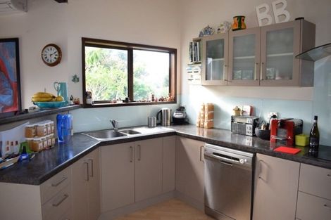 Photo of property in 1/59a Glencoe Road, Browns Bay, Auckland, 0630