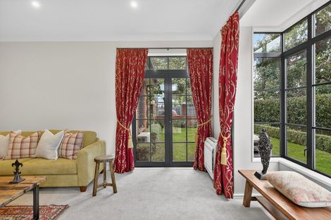 Photo of property in 106 Hamilton Avenue, Ilam, Christchurch, 8041