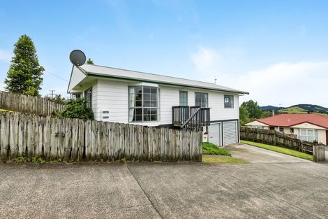 Photo of property in 2/79 Station Road, Te Kamo, Whangarei, 0112