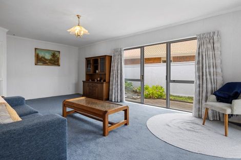 Photo of property in 1 Azalea Dell, Mount Maunganui, 3116