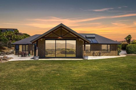 Photo of property in 27 Old Golf Course Road, Bridge Hill, Alexandra, 9320