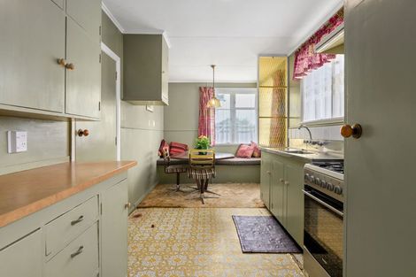 Photo of property in 51 Kenney Crescent, Fairfield, Hamilton, 3214