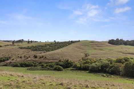 Photo of property in 191c Chamberlain Road, Bombay, 2675