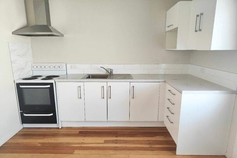 Photo of property in 22 Clendon Place, Manurewa, Auckland, 2102