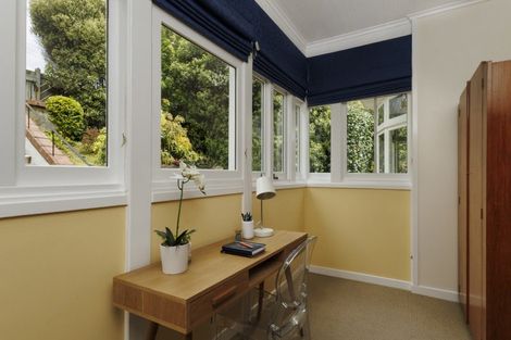 Photo of property in 328 Karori Road, Karori, Wellington, 6012