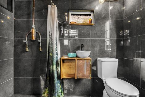 Photo of property in 42 Victoria Avenue, Waiuku, 2123