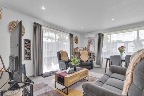 Photo of property in 2/22 Mathesons Road, Phillipstown, Christchurch, 8011