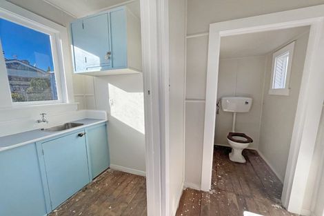 Photo of property in 25 Argyle Avenue, Takaro, Palmerston North, 4410