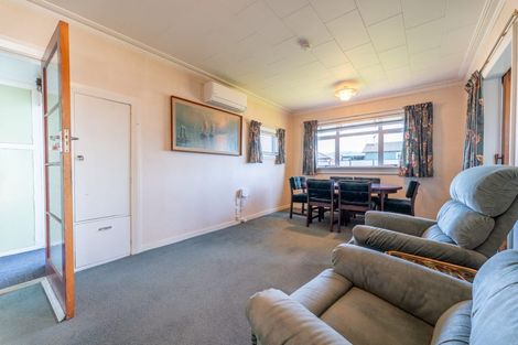 Photo of property in 33 Parsonage Road, Waimate, 7924