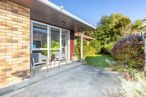 Photo of property in 10 Mcewen Crescent, Riverstone Terraces, Upper Hutt, 5018