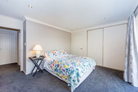 Photo of property in 32 Sovereign Gardens, Halswell, Christchurch, 8025