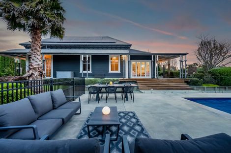 Photo of property in 104 Pitt Road, Hillsborough, New Plymouth, 4372