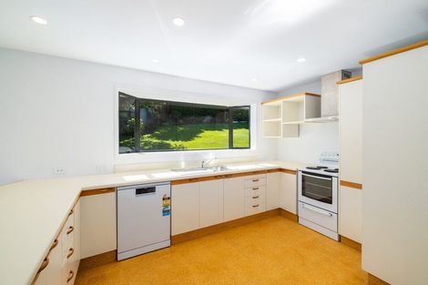 Photo of property in 6 Kaikomako Place, Cass Bay, Lyttelton, 8082